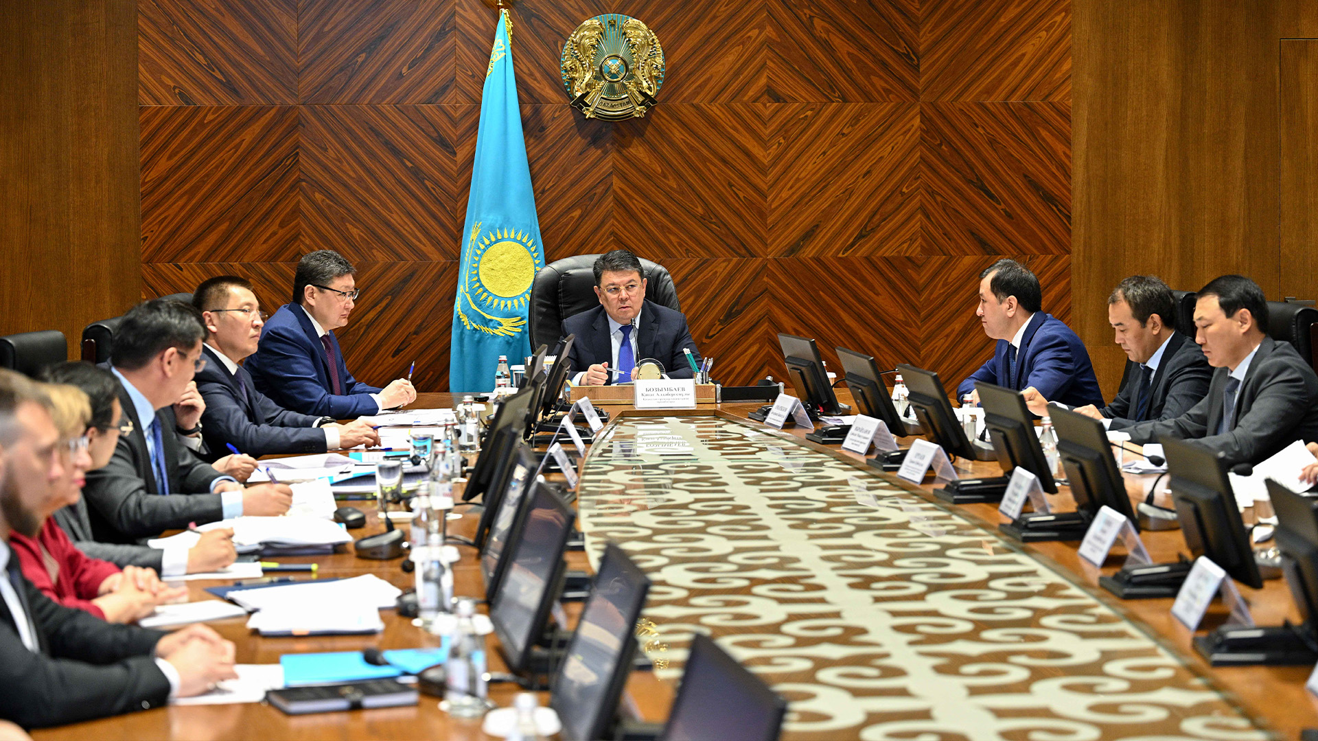 Қанат Бозымбаев Абай, Шығыс Қазақстан және Павлодар облыстарының әкімдерімен өңірлерді дамытудың жаңа тәсілдерін талқылады