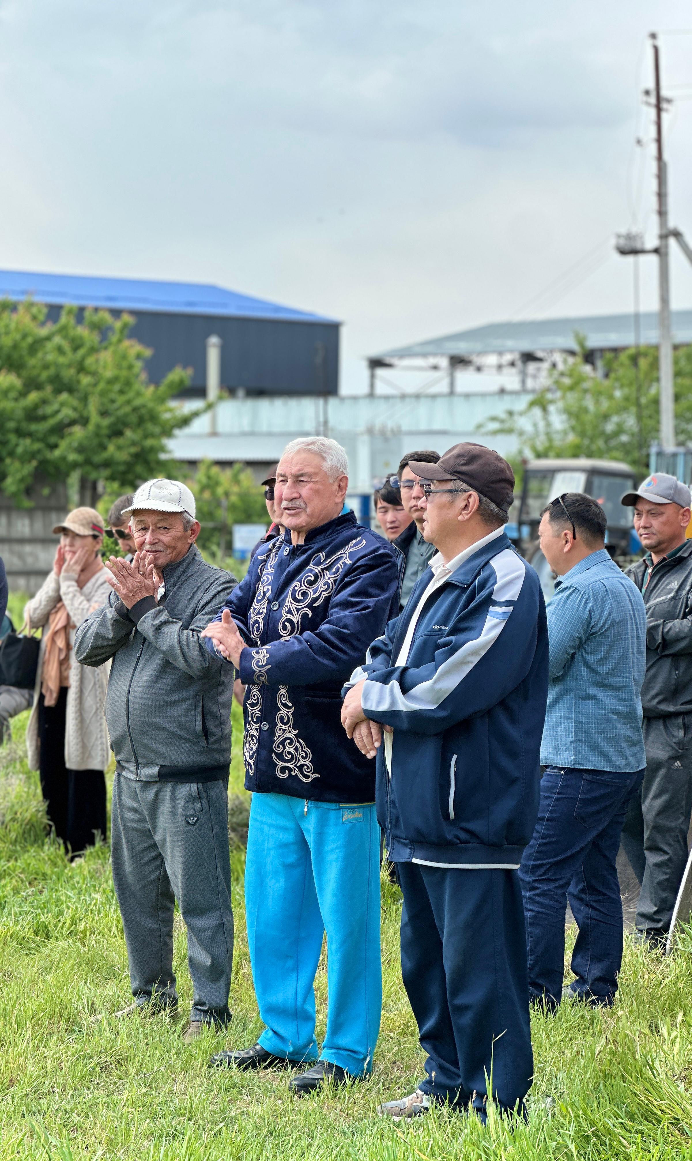 “ЧИСТОТА ГОРОДА — ЭТО КУЛЬТУРА ОБЩЕСТВА”: В  РАЙОНЕ ТҰРАН  АКТИВИЗИРОВАЛИСЬ САНИТАРНЫЕ РАБОТЫ