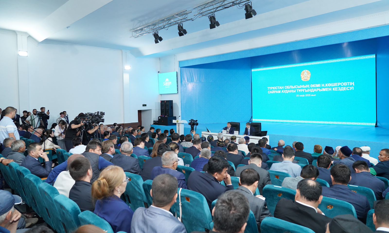 НҰРАЛХАН КӨШЕРОВ САЙРАМ ТҰРҒЫНДАРЫМЕН КЕЗДЕСТІ