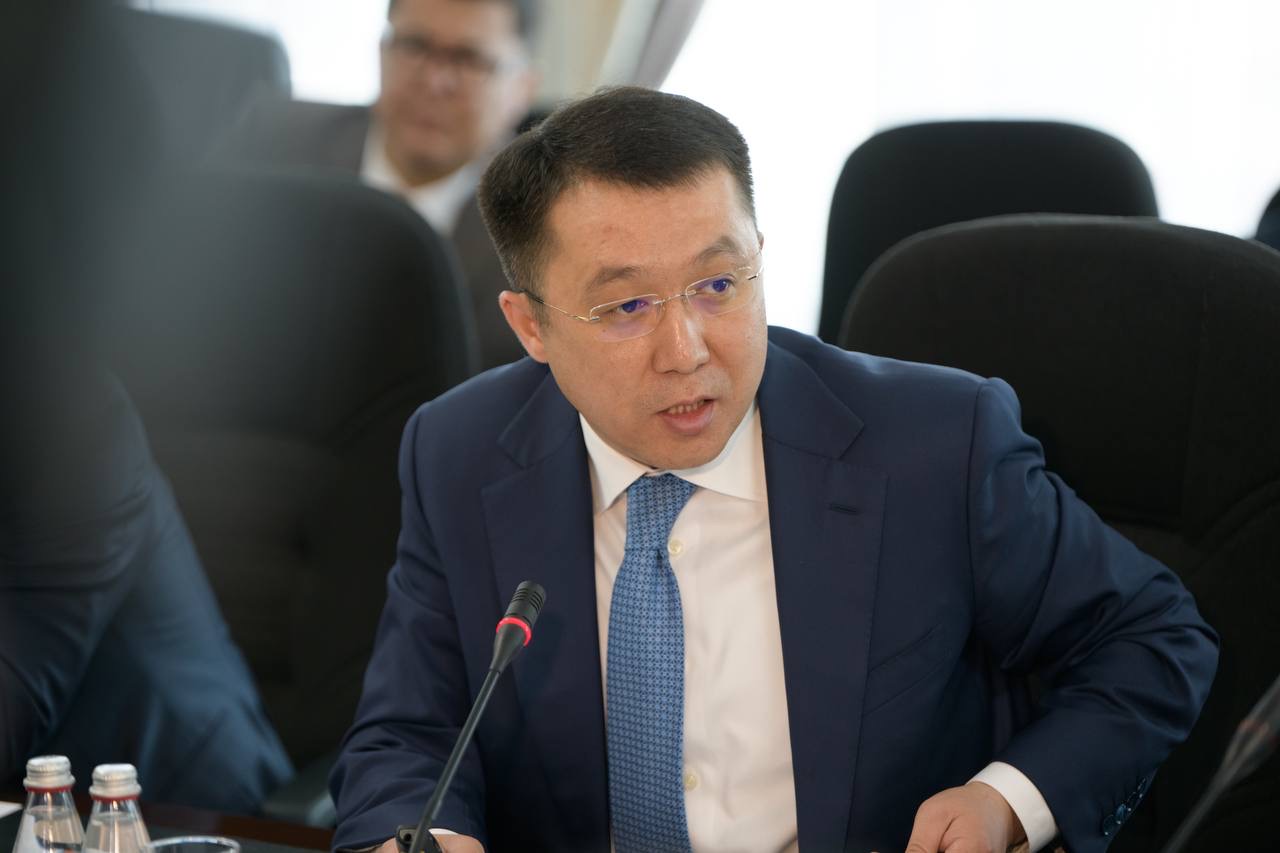 Көлік министрі Марат Қарабаев Маңғыстау облысында Президент тапсырмасымен жүзеге асып жатқан ірі көлік-логистикалық жобалар туралы айтып берді
