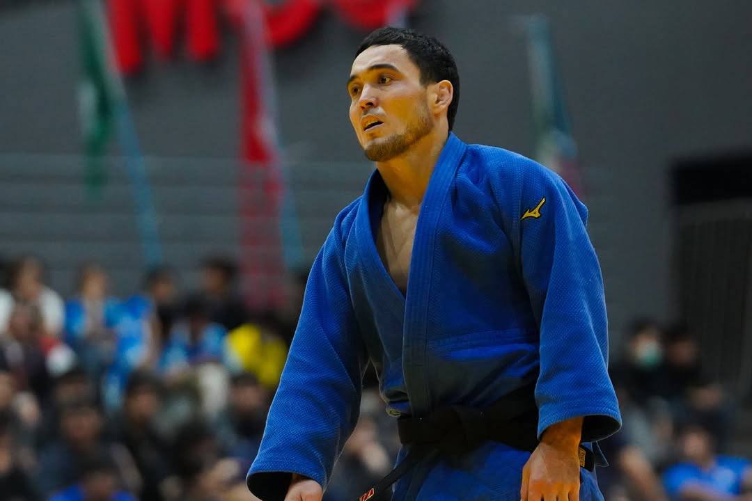 Ержан Еренғайыпов Азия чемпионатын сәтті бастады