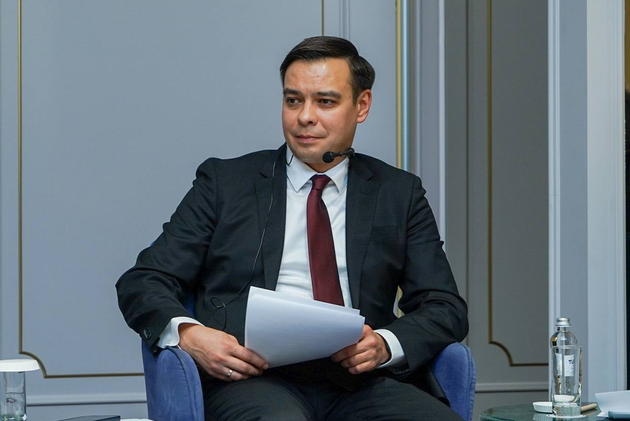 Омбудсмен жанынан Ғылыми комиссия құру ұсынылды – Артур Ластаев ғылыми қауымдастықтың бастамасын қолдады