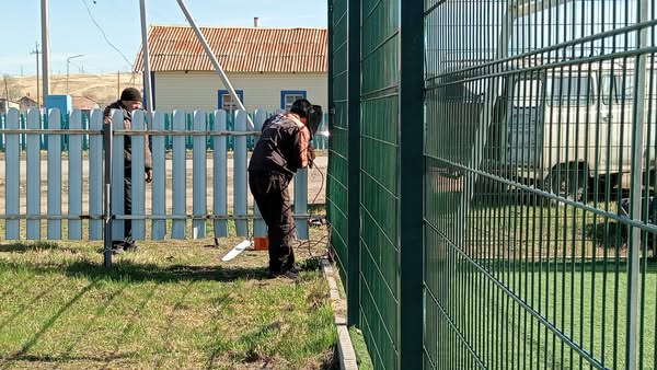 Акция "Таза Қазақстан" продолжает набирать обороты, вовлекая не только государственные учреждения и сельскохозяйственные формирования, но и местных жителей
