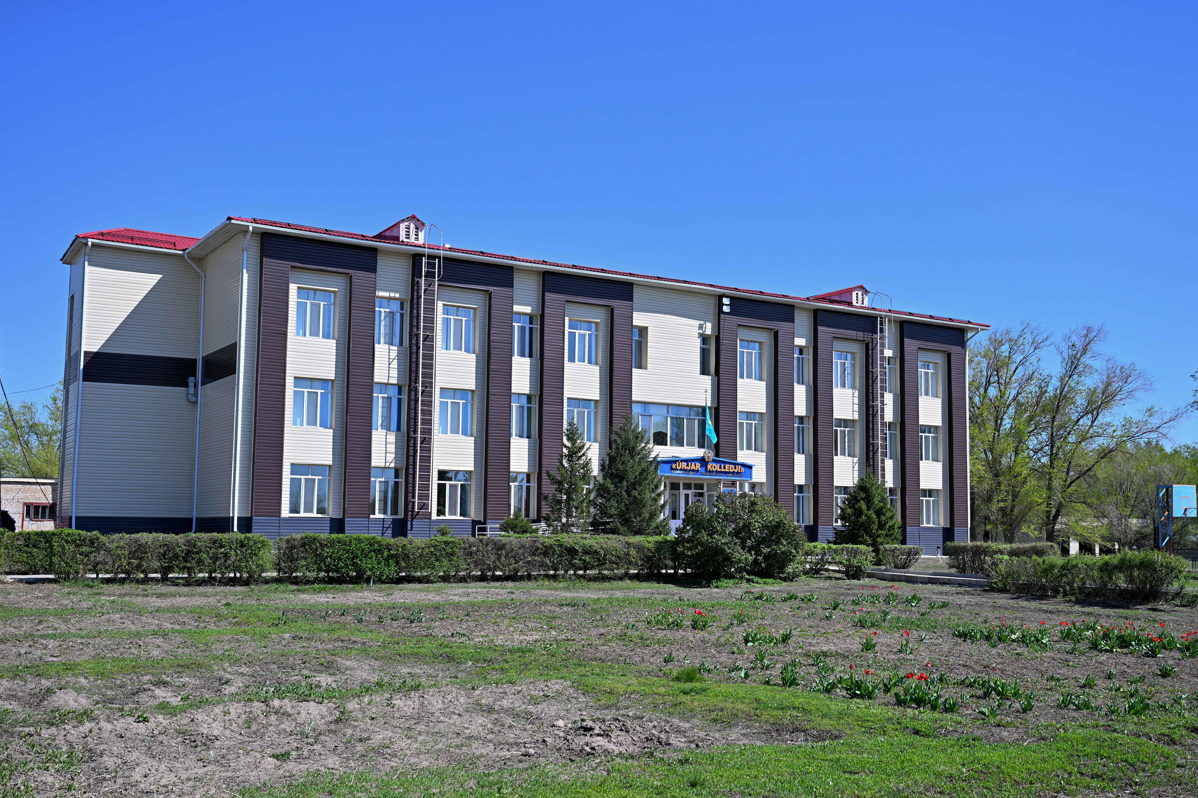 Облыс әкімі Таскескен ауылындағы колледжде болды