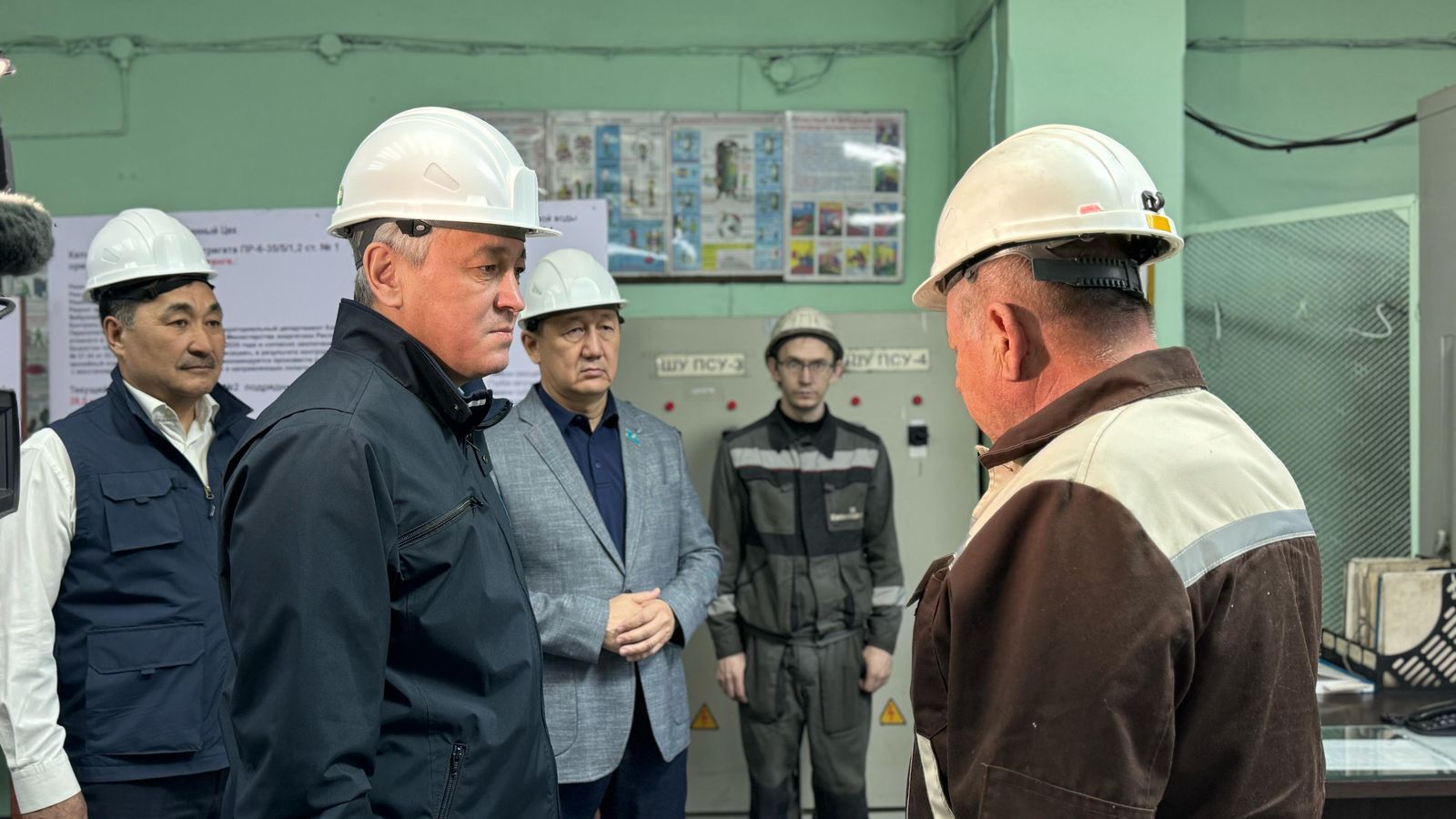 Нуркен Кобжанов принял участие в мероприятии, посвященном празднику Наурыз и приуроченном к завершению отопительного сезона 2024-2025 год на ТОО «Шахтинсктеплоэнерго»