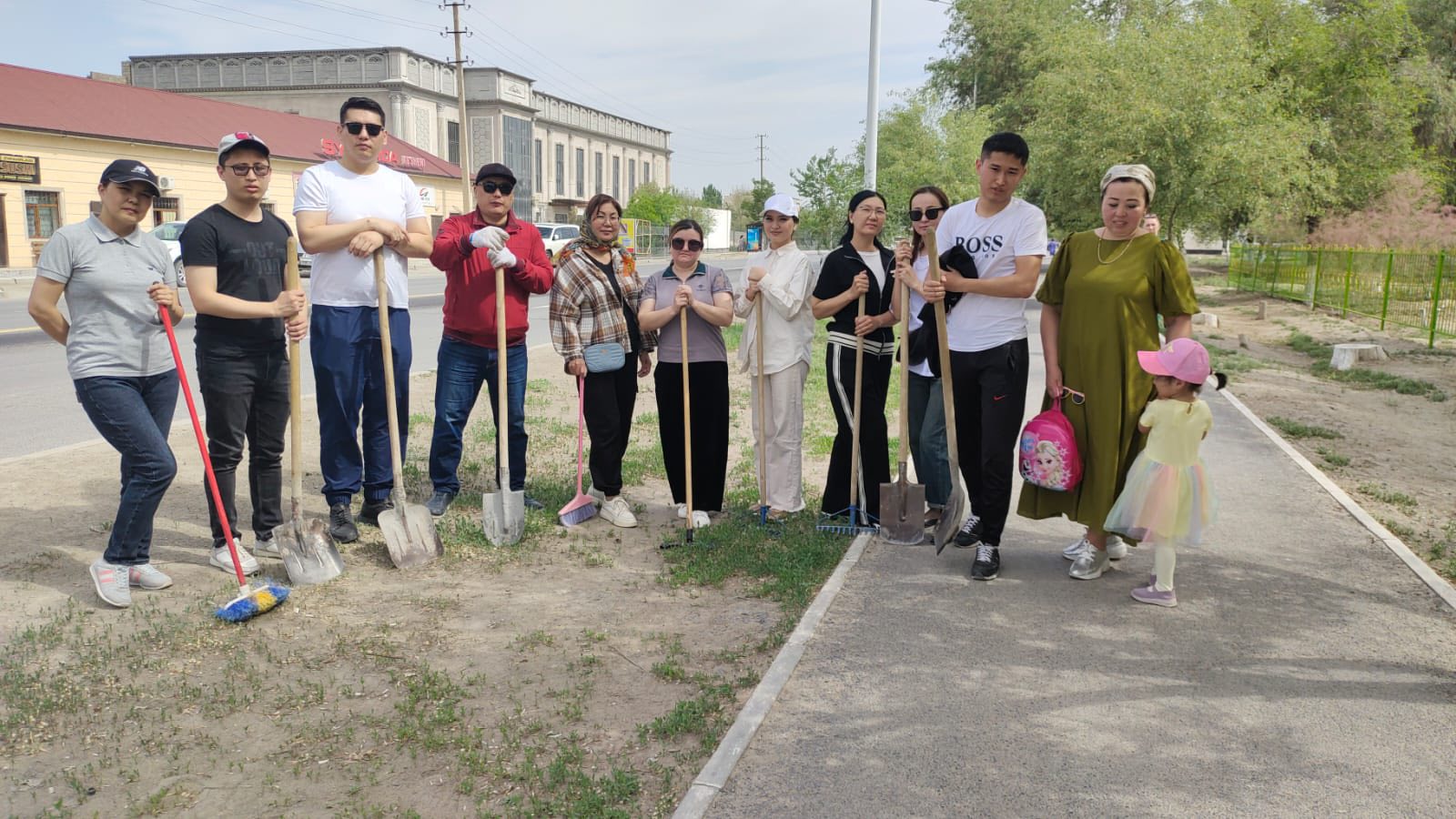 "ТАЗА ҚАЗАҚСТАН" РЕСПУБЛИКАЛЫҚ ЭКОЛОГИЯЛЫҚ АКЦИЯСЫ ЖАЛҒАСЫН ТАПТЫ.