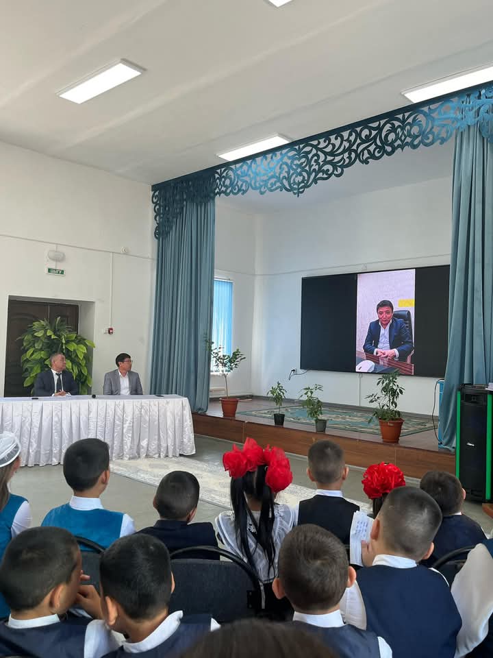 📖Жергілікті ақын Қуат Адиспен кездесу кеші.