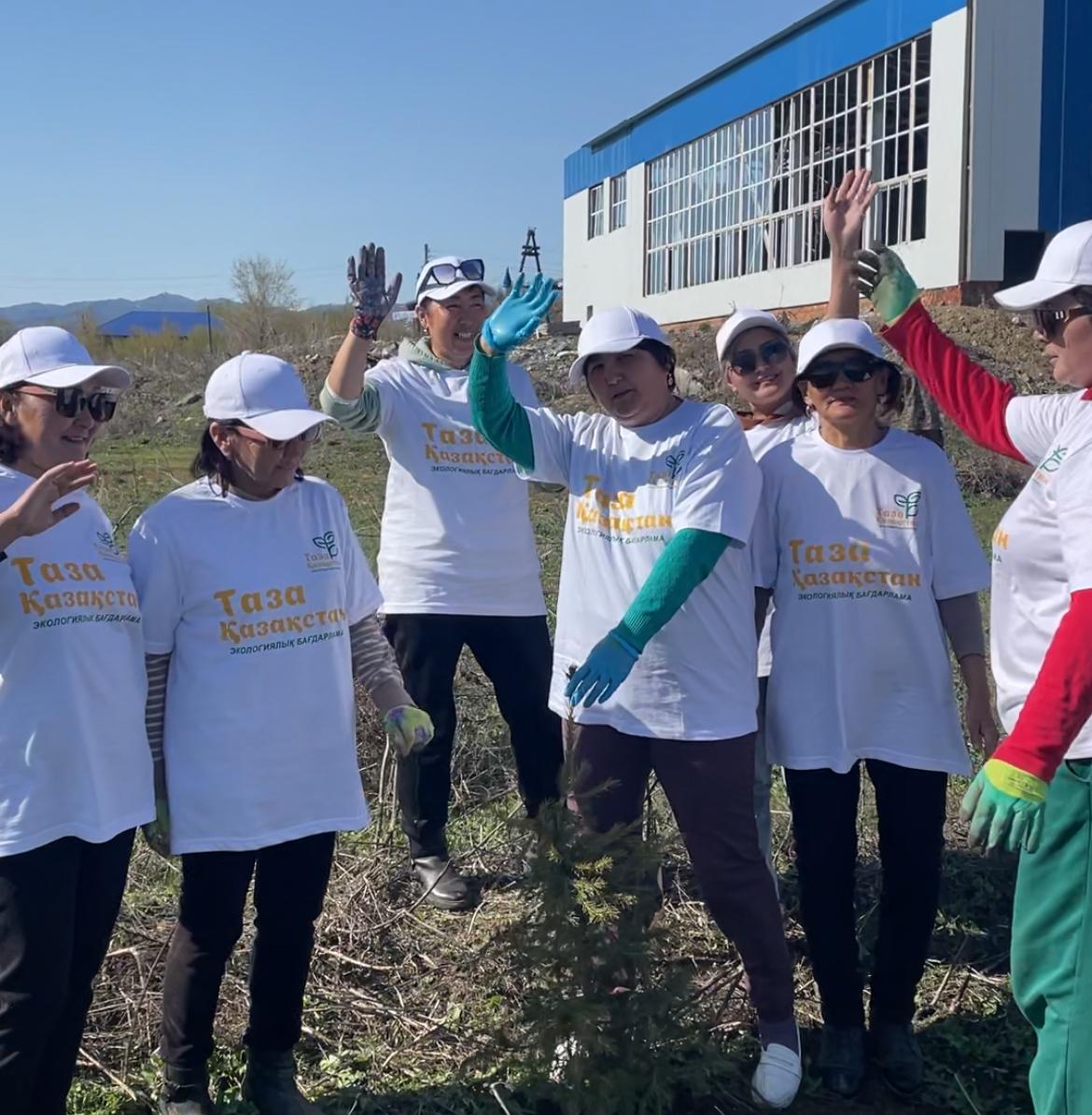 Шығыс Қазақстан көгалдандырылуда: мыңдаған ағаштар, сенбіліктер және жастардың қатысуы