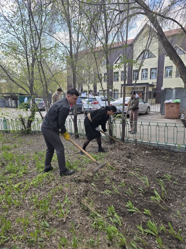 🌿 Субботник в действии! 🌍