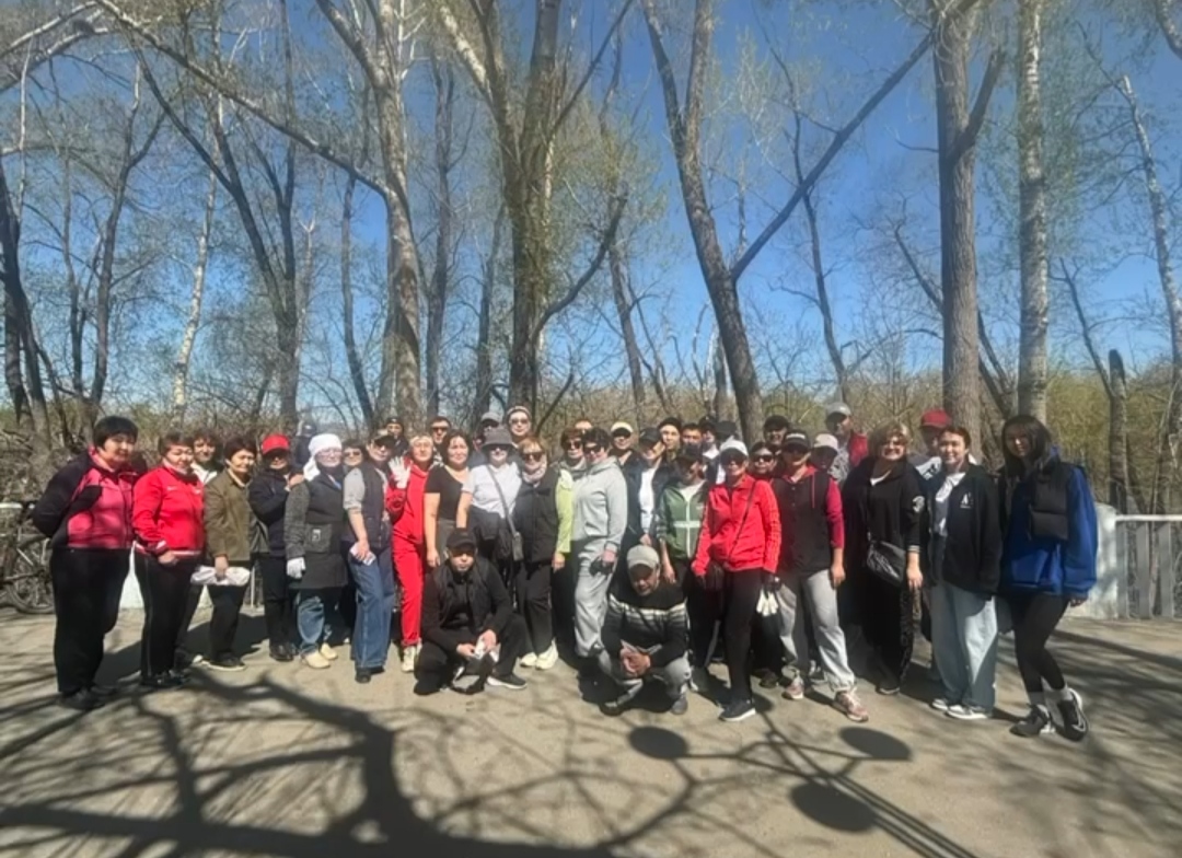 Шығыс Қазақстан облысы әкімі аппаратының мамандары облыстық сенбілікке қатысты