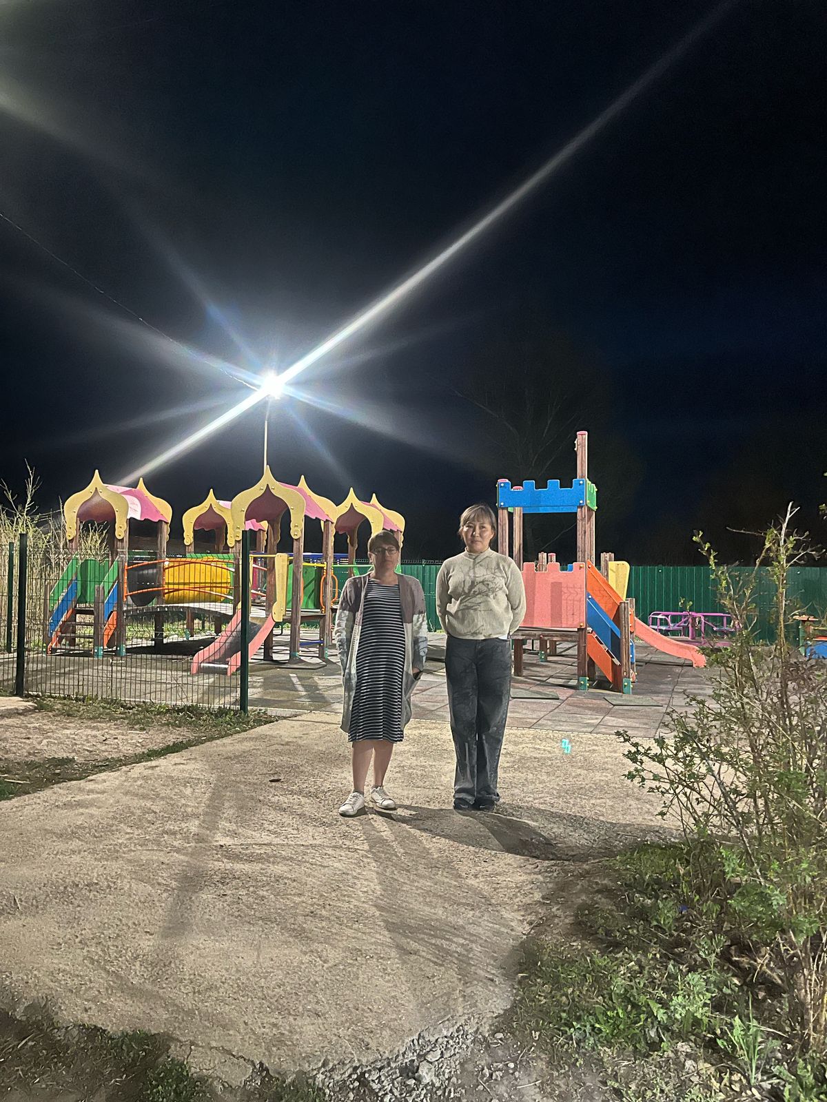 Таврия ауылында әкімдік мамандары түнгі уақытта кәмелетке толмағандарды анықтау бойынша рейд жүргізді
