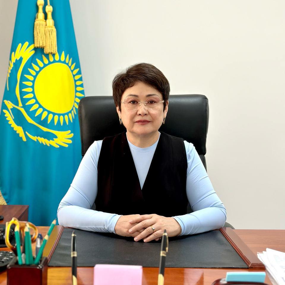 Әйел жыныс мүшелерінің әртүрлі позициялары бар жыныс және позициялар (бейне)