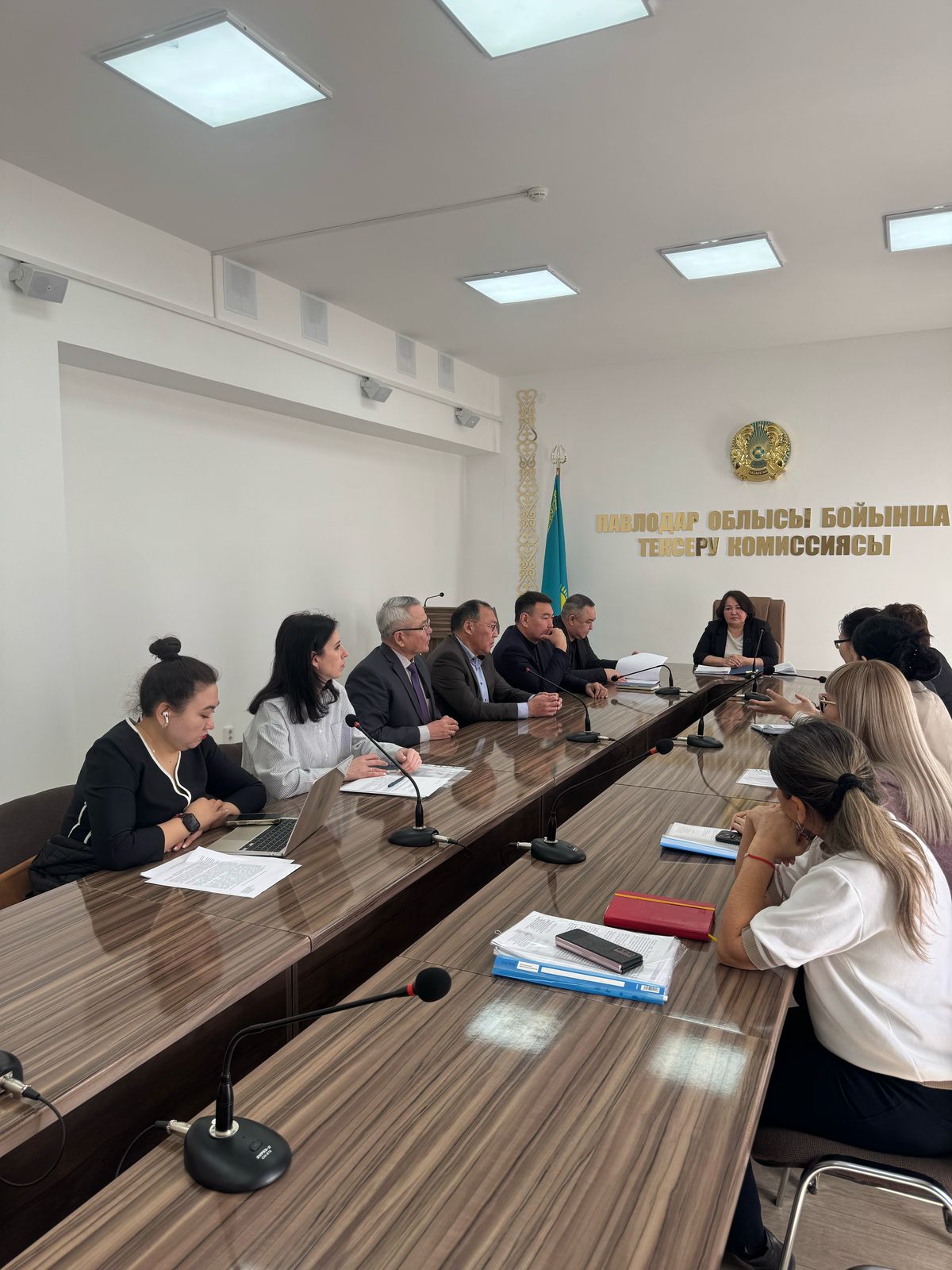 2025 жылғы 18 сәуір күні "Павлодар облысы бойынша тексеру комиссиясы" ММ-де "Қазақстан Республикасының 2026 жылға дейінгі Денсаулықты дамыту тұжырымдамасының "Салауатты ұлт" әрбір азамат үшін сапалы және қолжетімді денсаулық сақтау" ұлттық жобасы шеңберінде мемлекет активтерінің жоспарланылуы мен пайдаланылу тиімділігіне жүргізілген мемлекеттік аудиттің қорытындылары" тақырыбына дөңгелек үстел өткізілді. 