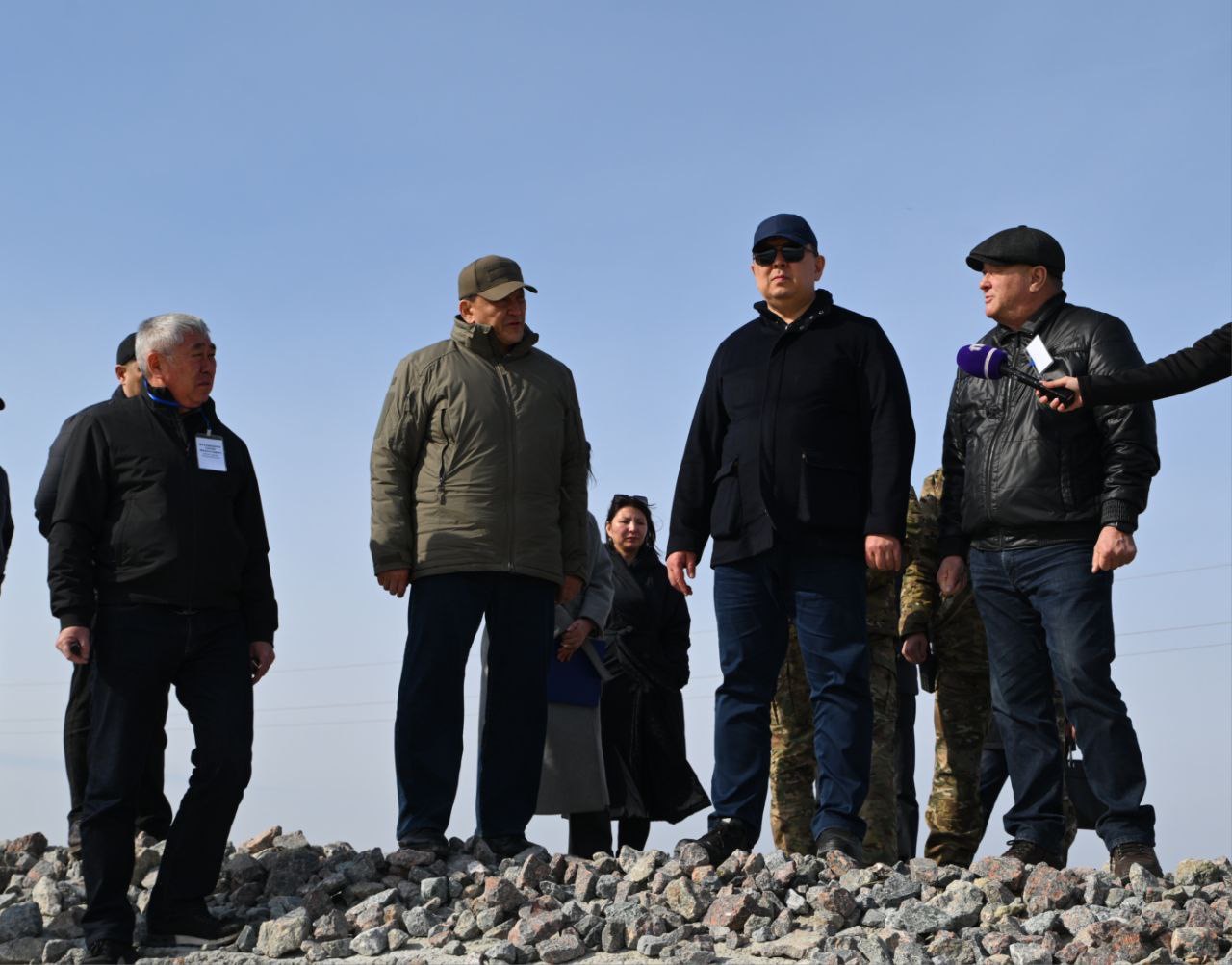 Вице-премьер Қанат Бозымбаев солтүстіктегі су тасқыны жағдайын тексерді