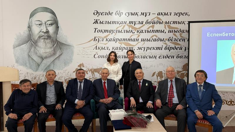 «Ешкім іштен батыр болып тумайды: ӘДЕБИЕТТЕГІ СТАЛИНГАД ШАЙҚАСЫ» Ұлы Отан соғысындағы Жеңістің 80 жылдығына арналған көрме