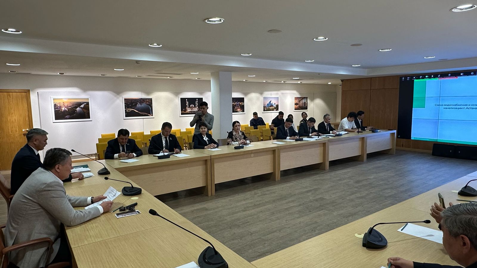 «Астана Бас жоспары» ғылыми-зерттеу жобалау институты» ЖШС базасында Сәулет, қала құрылысы және жер қатынастары басқармасының таныстырылымдары өтті (27.03.2025)