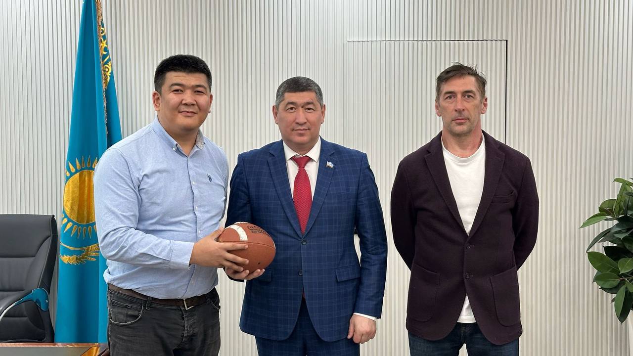 Руслан Есеналин азаматтарды жеке қабылдады