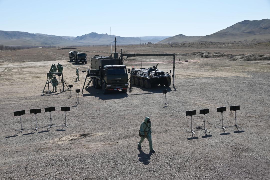 Инцест порно ұлы мен анасын қараңыз