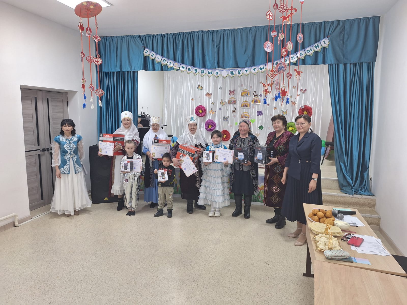 "Қош келдін әз-наурыз"