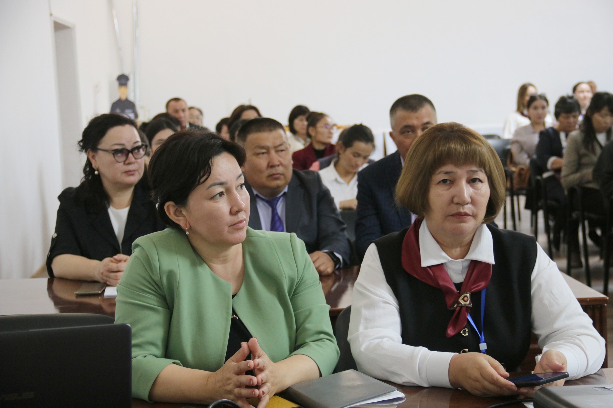 БІР ОРТАЛЫҚ—БІРНЕШЕ МҮМКІНДІК