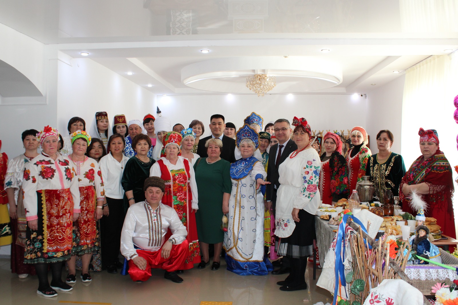 Тёплый День единства народа