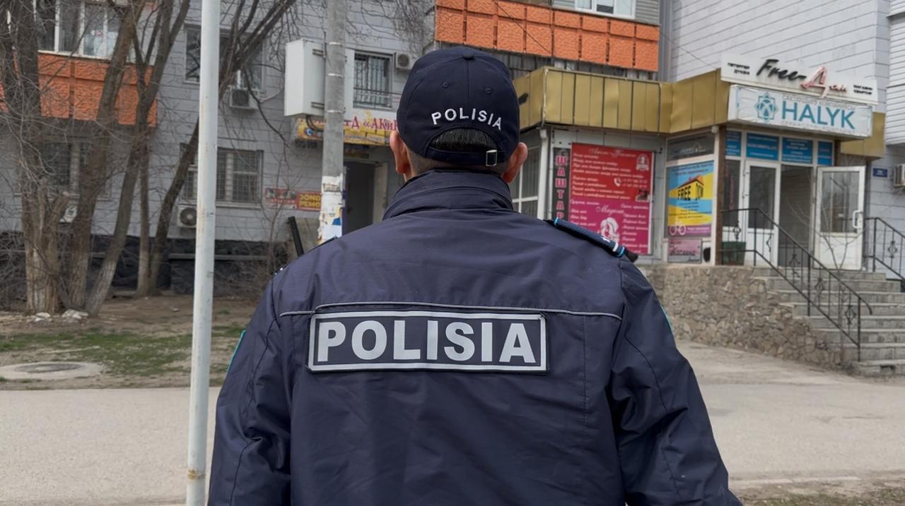 ҚОНАЕВ ҚАЛАСЫНЫҢ ПОЛИЦИЯ ҚЫЗМЕТКЕРЛЕРІ «ТАЗА ҚАЗАҚСТАН» АКЦИЯСЫ АЯСЫНДА РЕЙД ӨТКІЗДІ