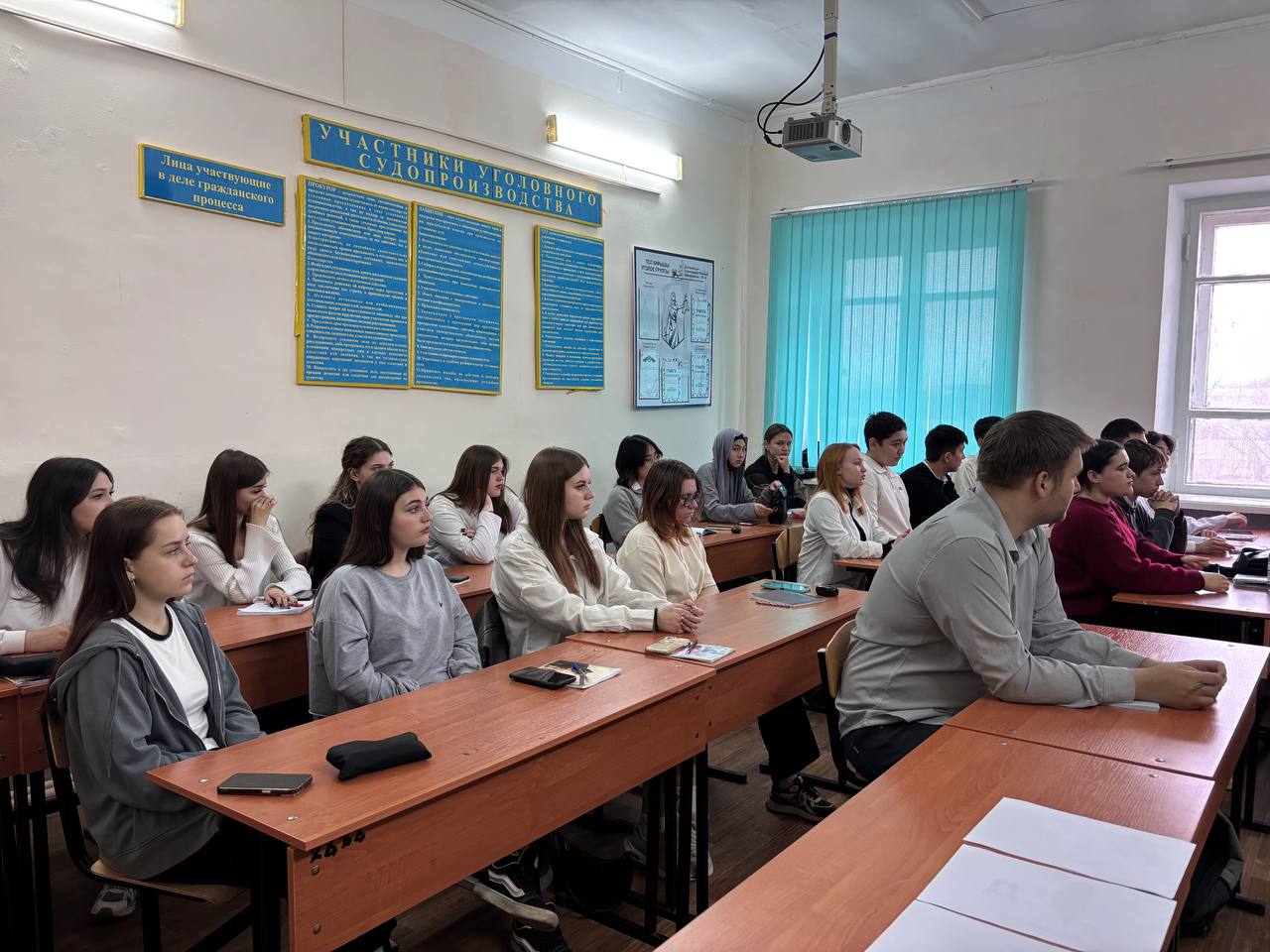 Қостанай гуманитарлық колледжінің студенттерімен зияткерлік ойын өткізілді