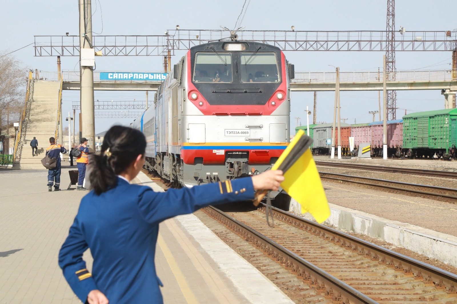 «Ақтөбе-Қазалы» бағытындағы пойыз алғаш Аралға аялдады