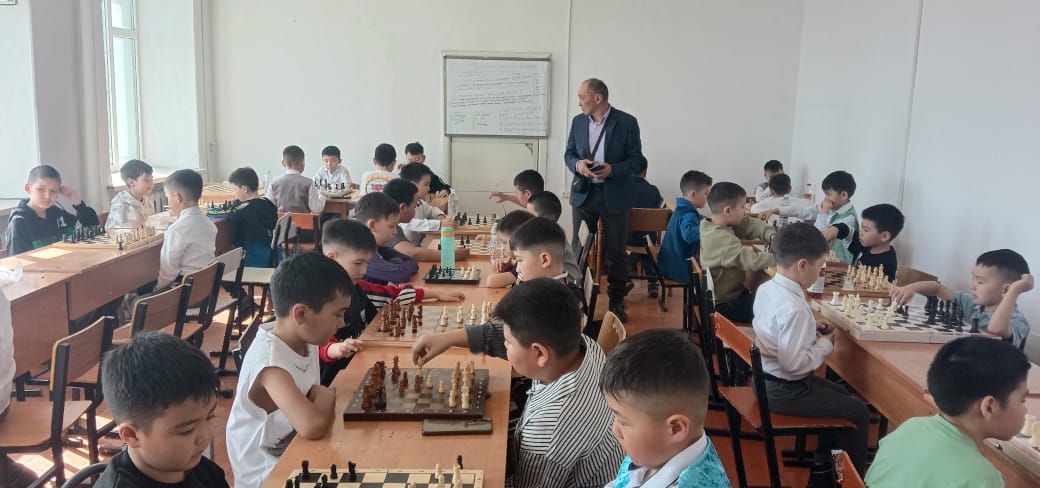 Ұлы Отан соғысы Жеңісінің 80 жылдығына арналған 10 жасқа дейінгі оқушылар арасындағы аудандық шахмат жарысы