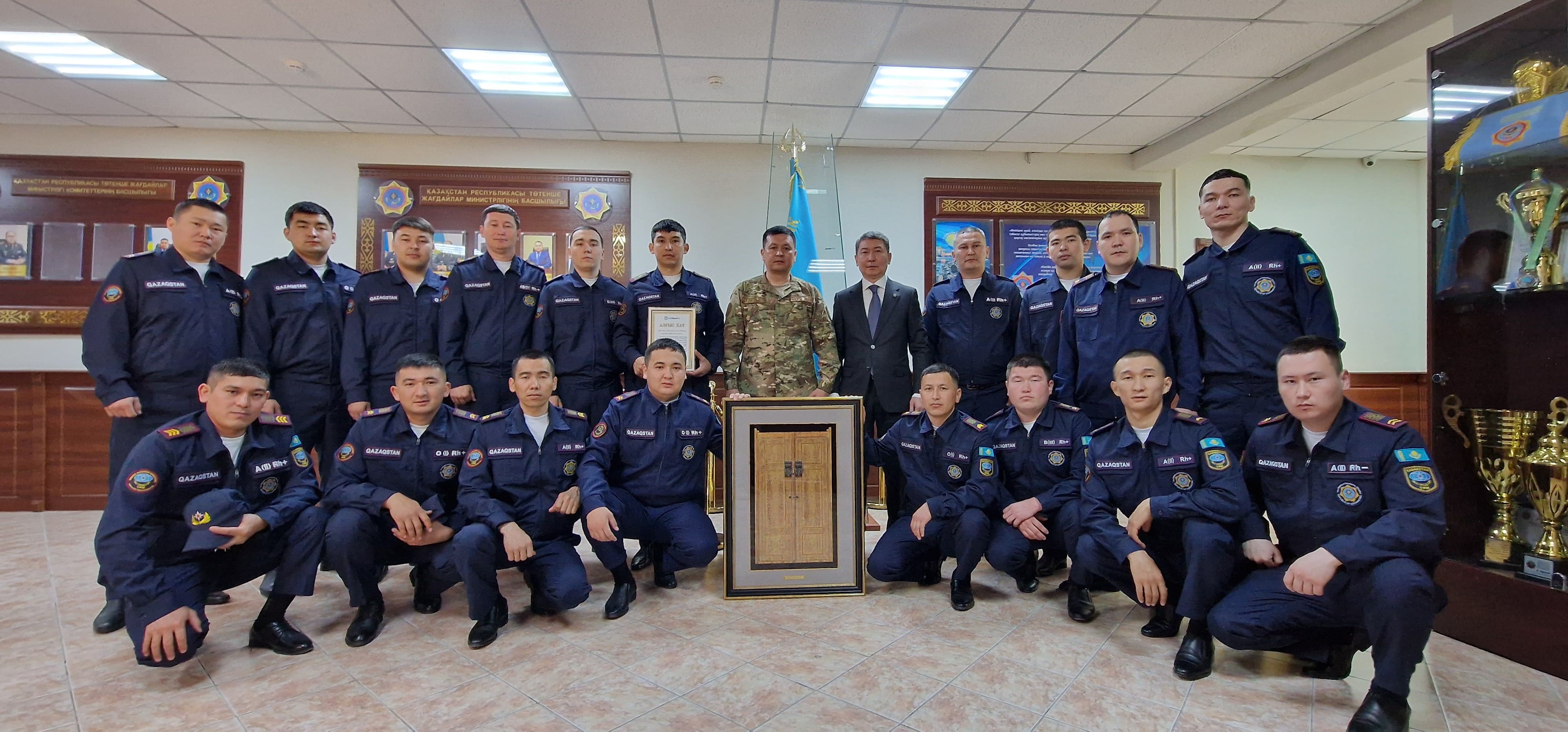 Маңғыстаулық құтқарушылар ұңғымадағы өртті сөндіргені үшін марапатталды