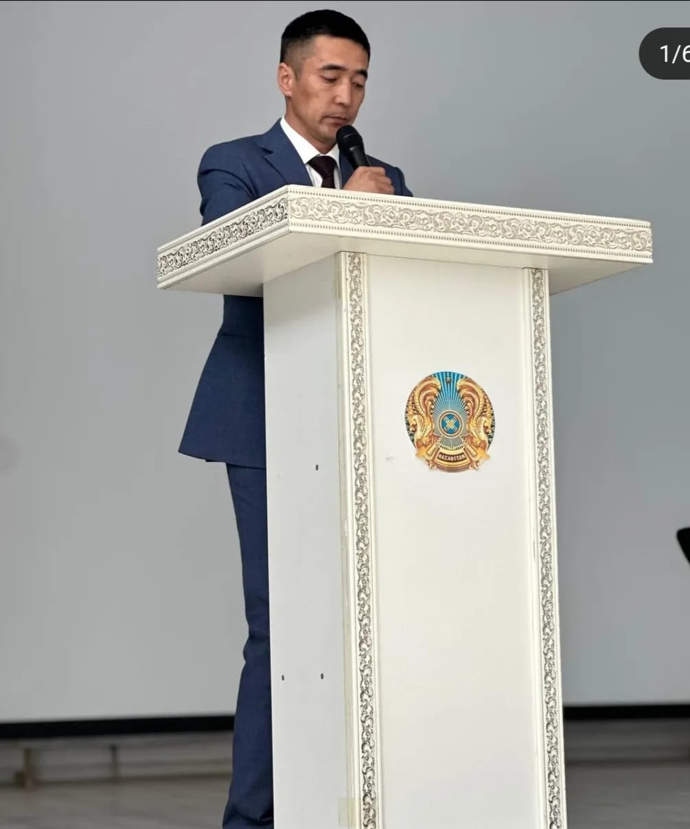 Встреча акима округа с жителями села