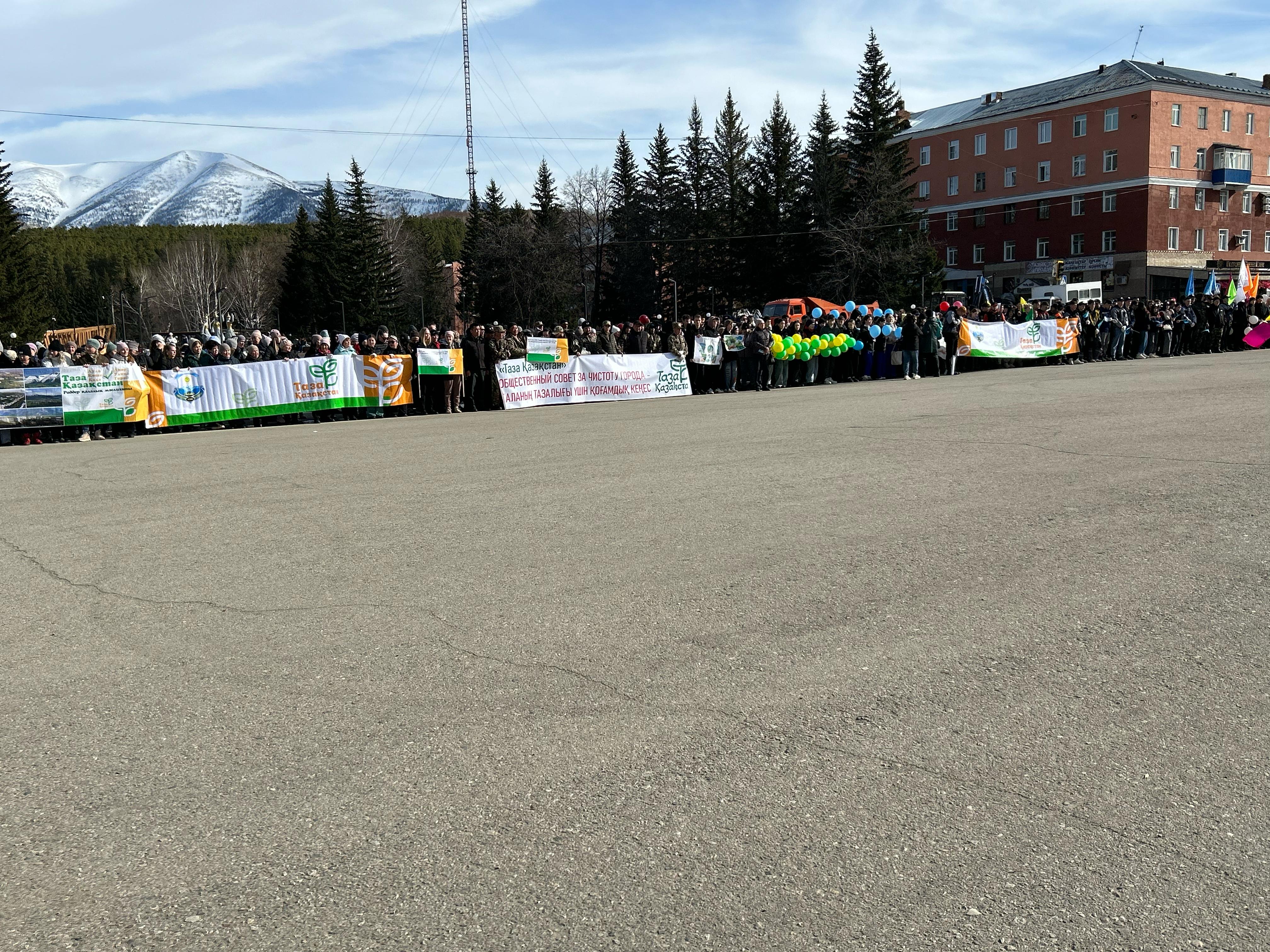 Бүгін Риддерде «Таза Қазақстан» республикалық экологиялық акциясы шеңберінде екі айлық сенбіліктің ашылуы өтті!