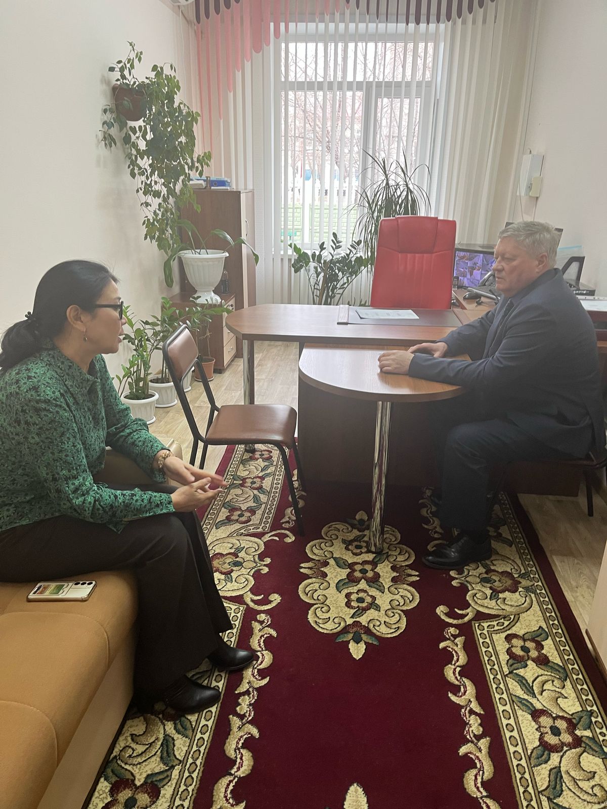 Павлодар облысы бойынша адам құқықтары жөніндегі уәкілдің өкілі "Жас ұрпақ" Жасөспірімдер үйіне барды.