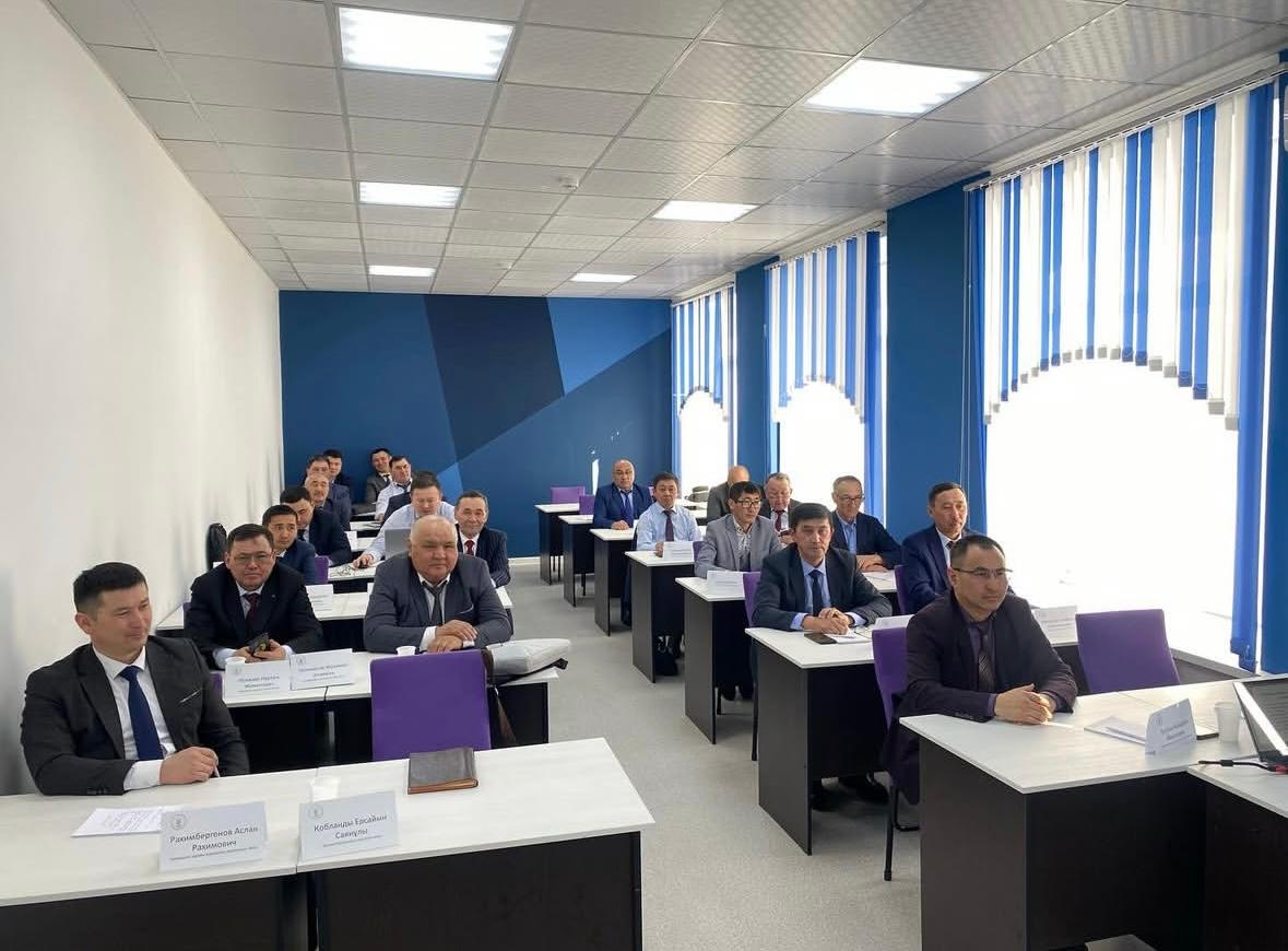 2025 жылдың 17-21 ақпан күндері аралығында Қарағанды қаласында ауыл әкімдері қайта даярлау курстары өтуде.