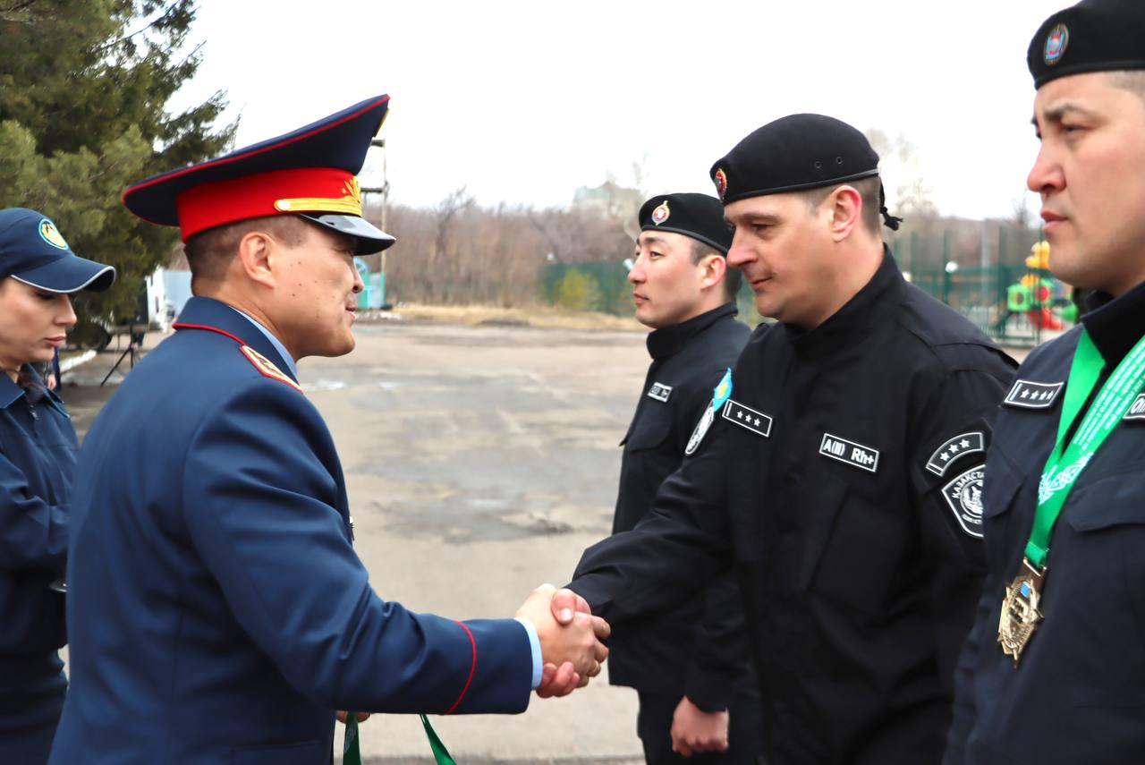 ПД бастығы айтулы турнирден жеңіспен оралған арнайы жасақ офицерлерін құттықтады