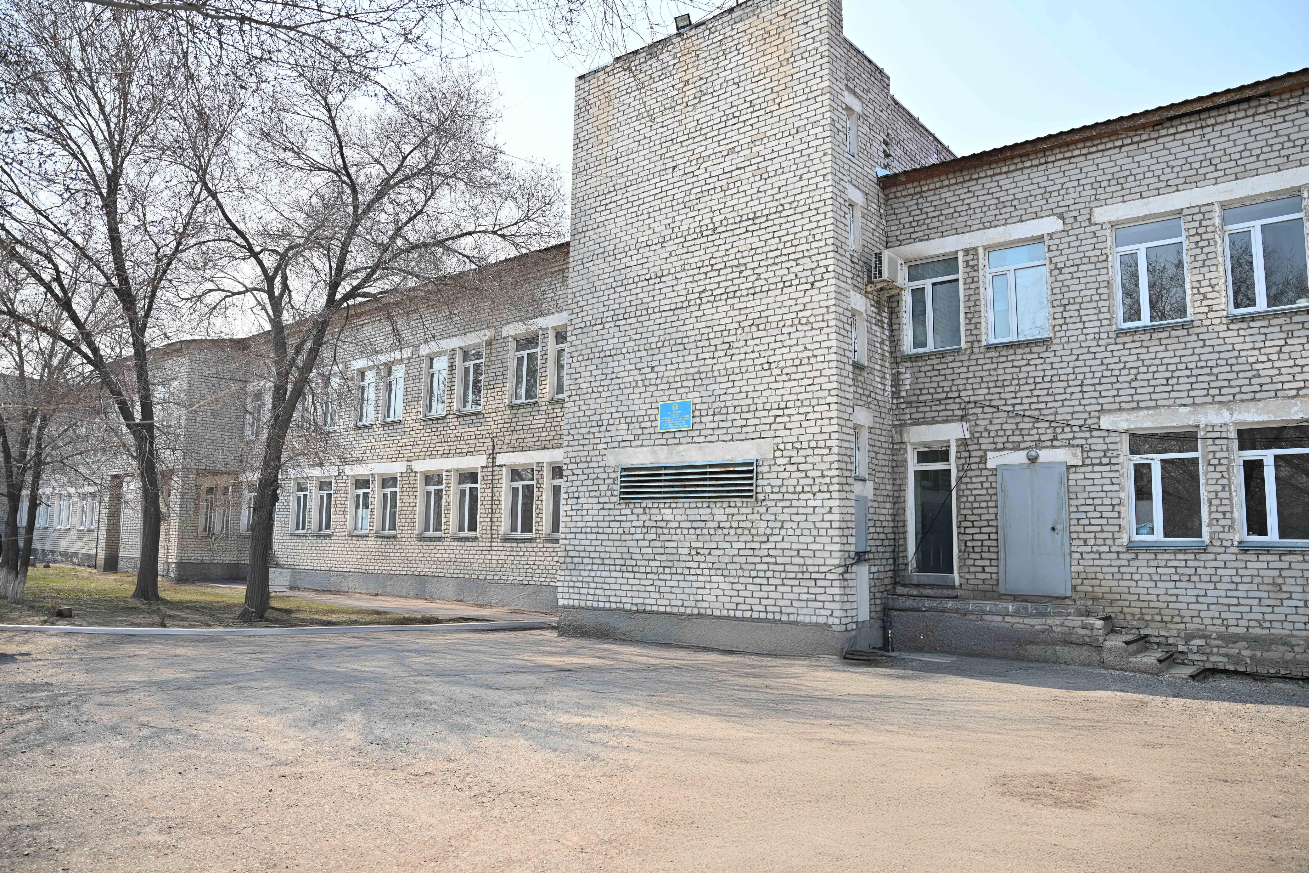 Аким области ознакомился с состоянием медицинского учреждения в селе Актогай