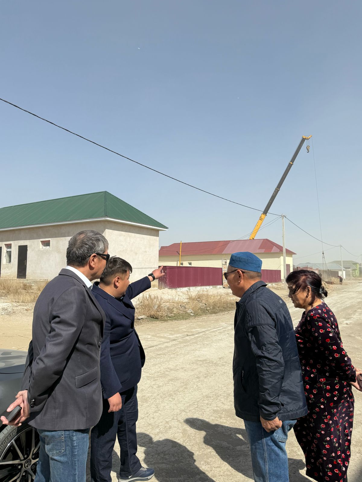 4 сәуір күні №19 сайлау округінен сайланған депутат Ізтілеуов Рүстем Серікұлы бекітілген кестеге сәйкес өз округіне қарасты Саяхат 16 көшесінің тұрғынын қабылдады.