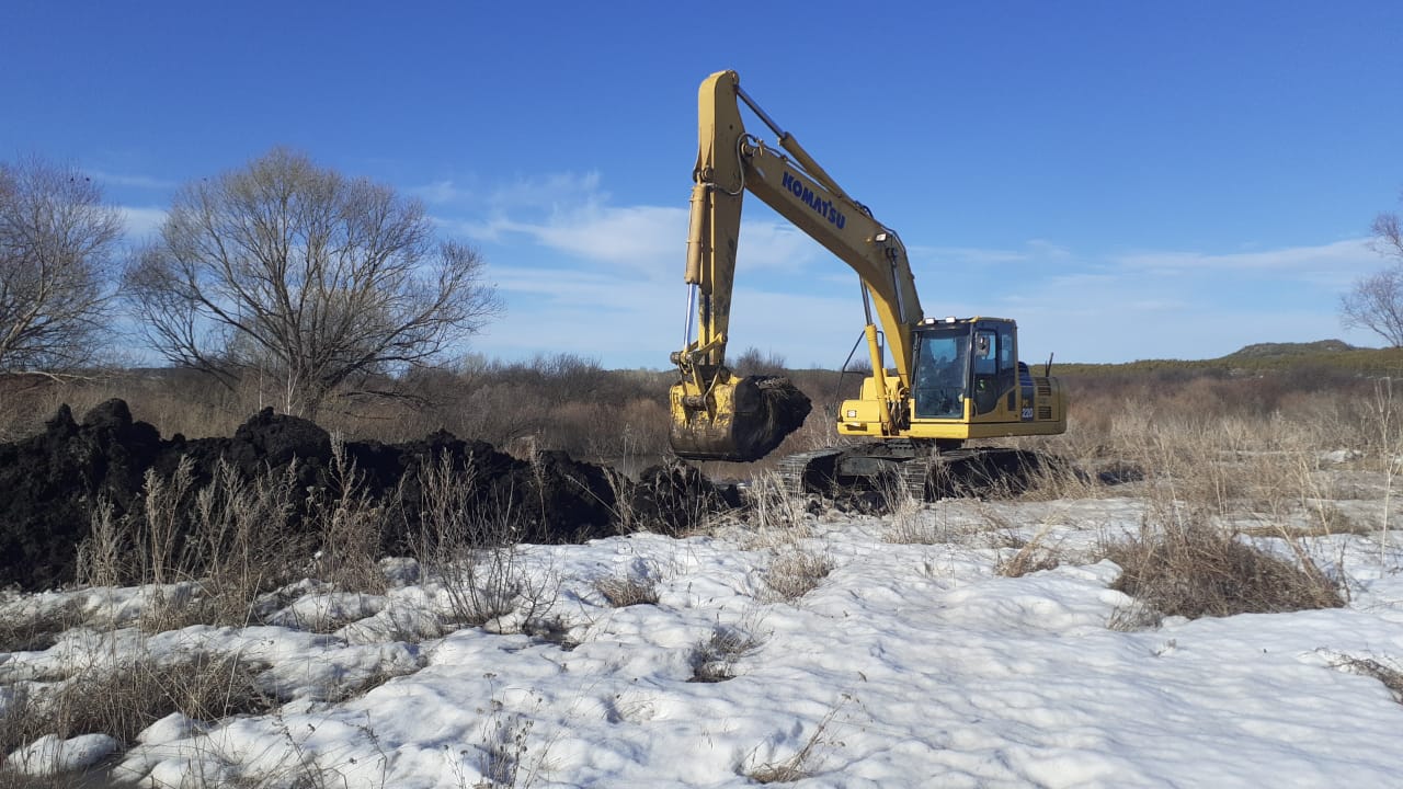 Петровка ауылындағы өзен арнасын сүйреу бойынша жұмыстар жүргізілді