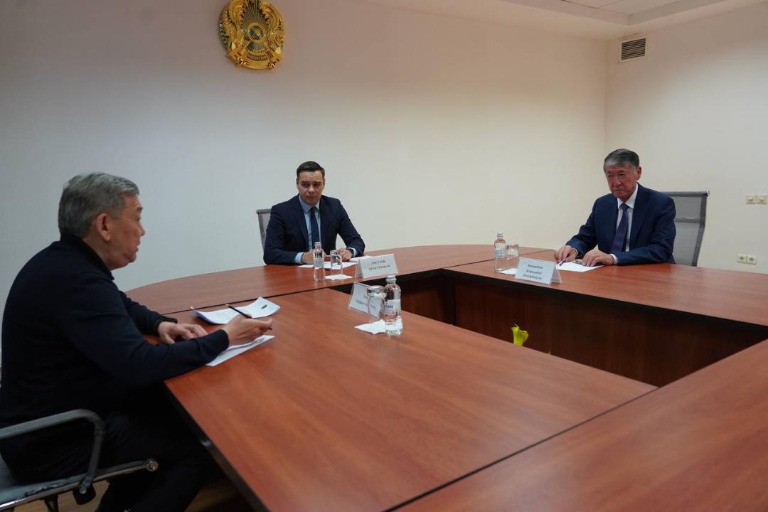 Омбудсмен Артур Ластаев пен Мейрам Аюбаевтың кездесуі өтті