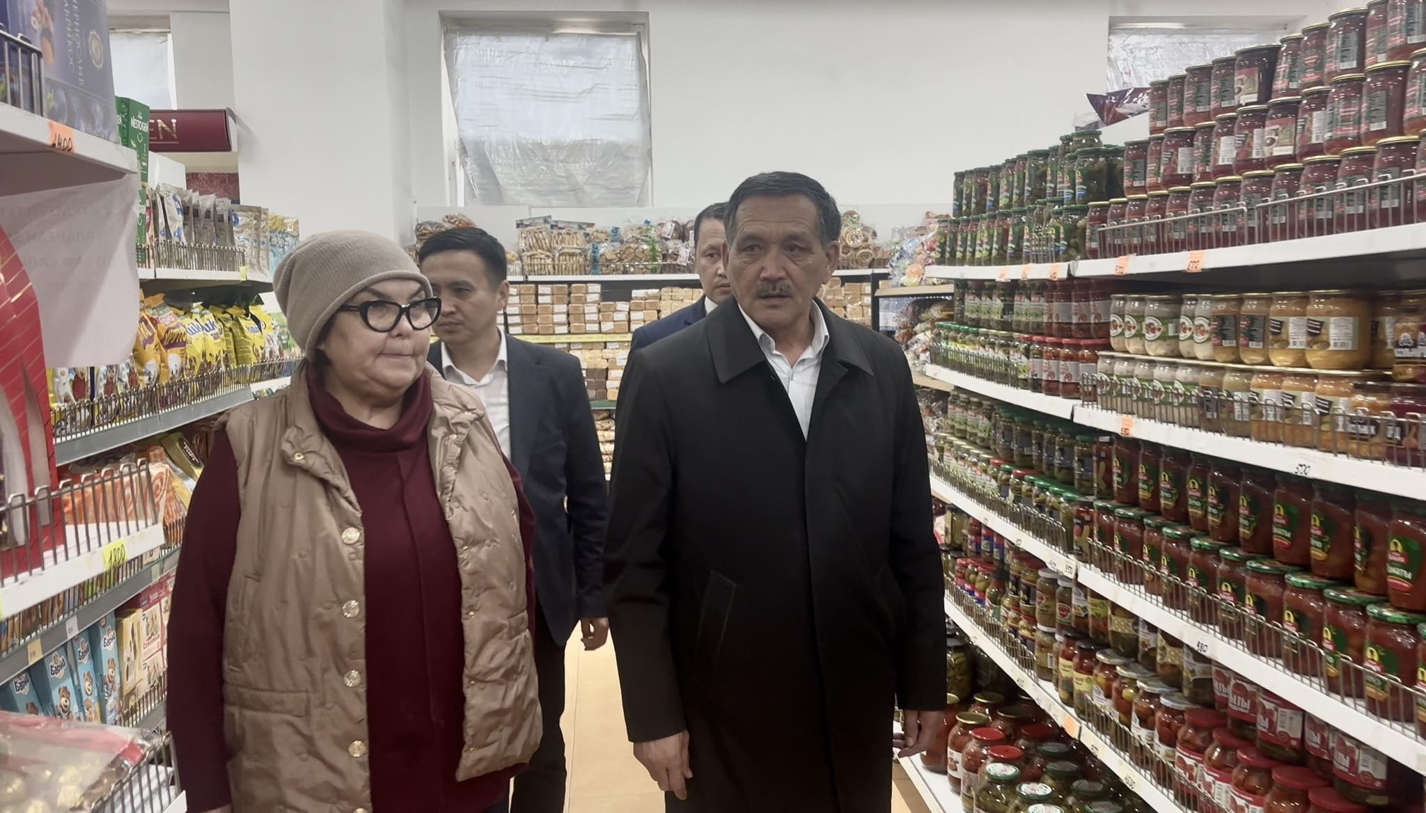 Аудан әкімі баға тұрақтылығына бақылау жүргізді