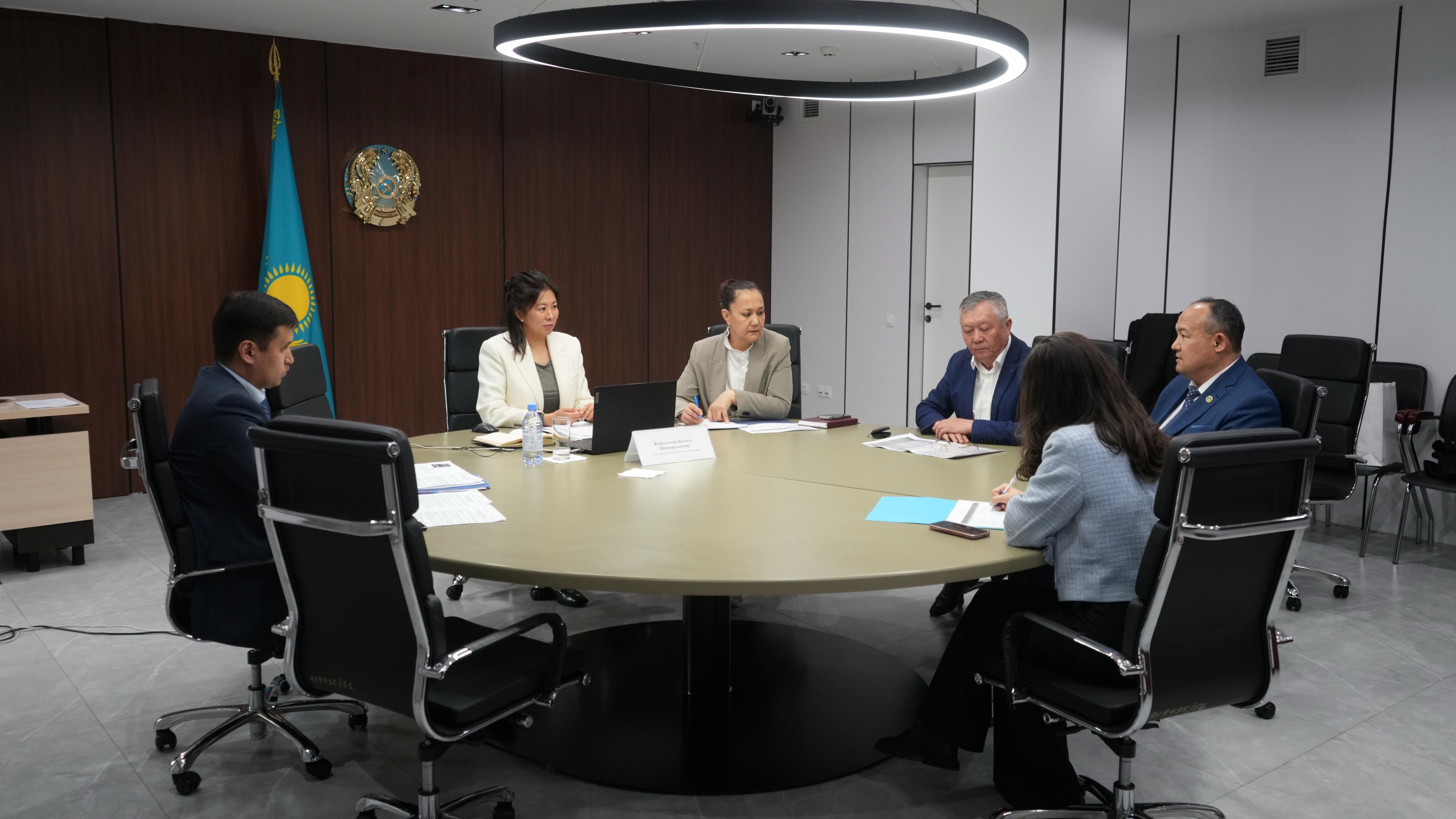 Әділет вице-министрі Ботагөз Жақселекова азаматтарды қабылдады