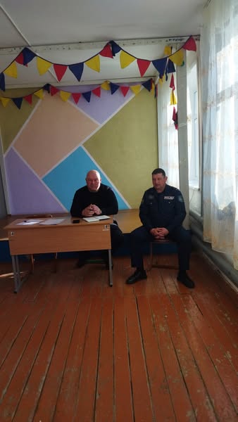 Ялты ауылының тұрғындарымен жиын