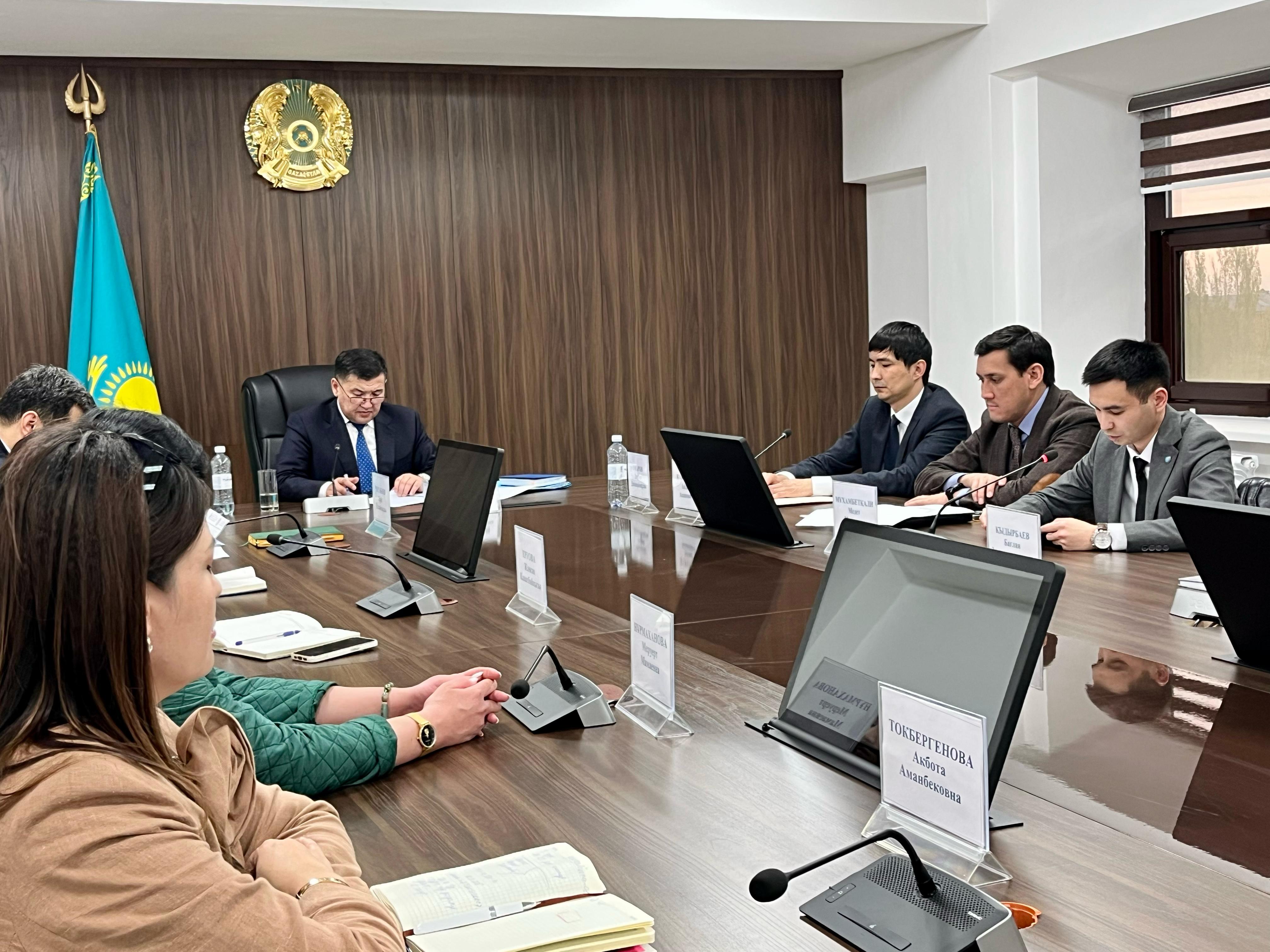 Жамбылда қылмысқа негіз болған тәуекелдерді жою мәселесі бойынша жиын өтті