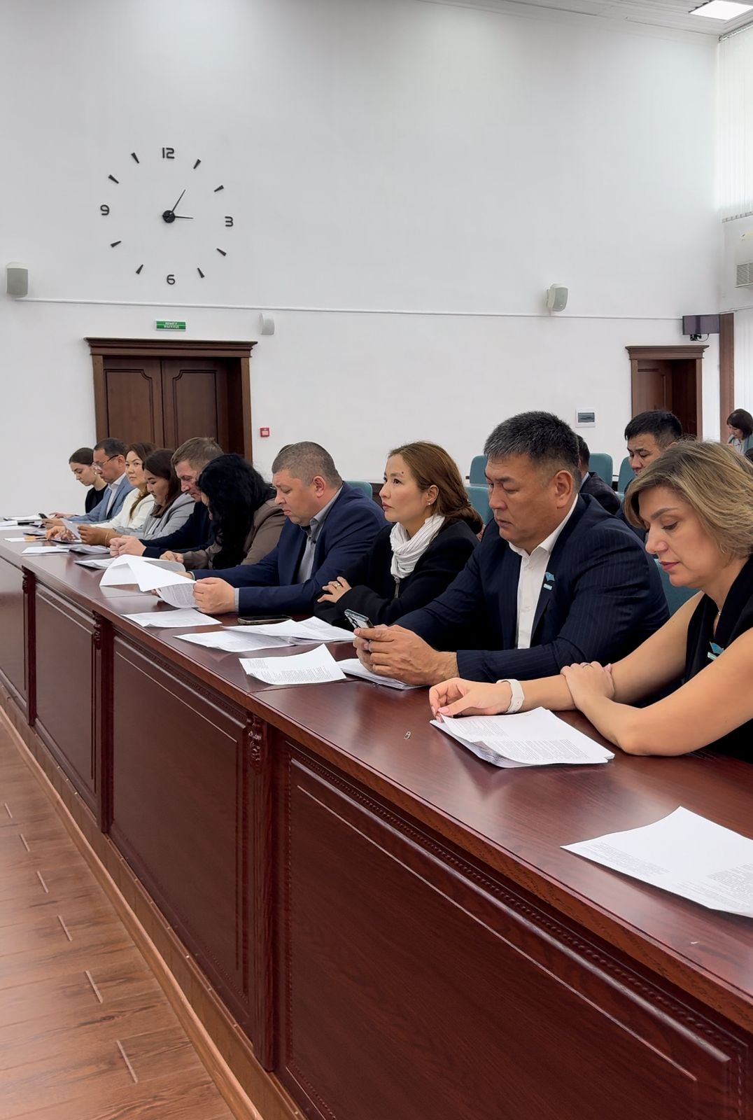 Экономика және бюджет, әлеуметтік және мәдени даму мәселелері жөніндегі тұрақты комиссиялардың бірлескен отырысы