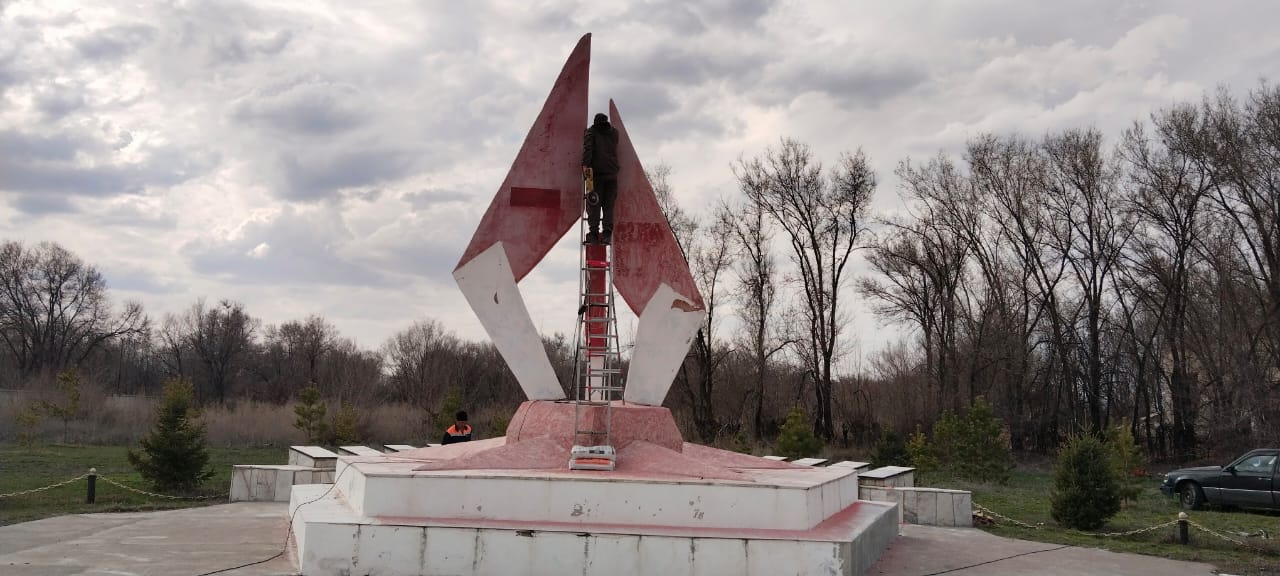 Жолбарыс батыр ауылдық округіне қарасты Кәлпе ауылындағы «Соғыстан қайтпаған жауынгерлерге арналған» ескерткішке жөндеу жұмыстары басталды