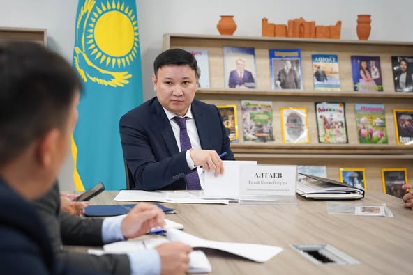 ТҮРКІСТАН: ЖЕКЕ ҚАБЫЛДАУДА МӘДЕНИЕТ ЖӘНЕ СПОРТ САЛАСЫ БОЙЫНША МӘСЕЛЕЛЕР КӨТЕРІЛДІ