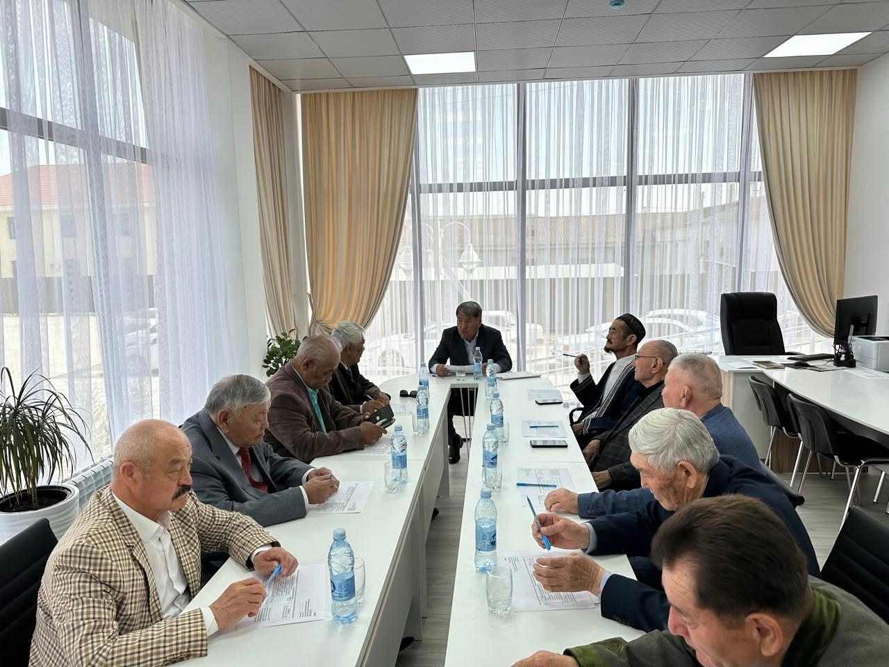 АҚСАҚАЛДАР КЕҢЕСІНІҢ ОТЫРЫСЫ ӨТТІ