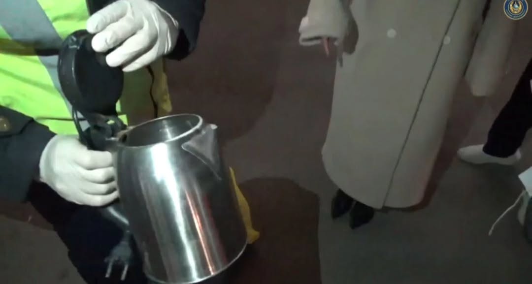 🔹️ Шәйнектегі есірткі: такси жүргізушісі қылмысты ашуға көмектесті