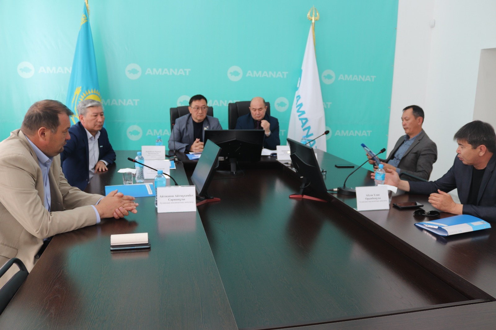 Тұрақты комиссияның отырысы