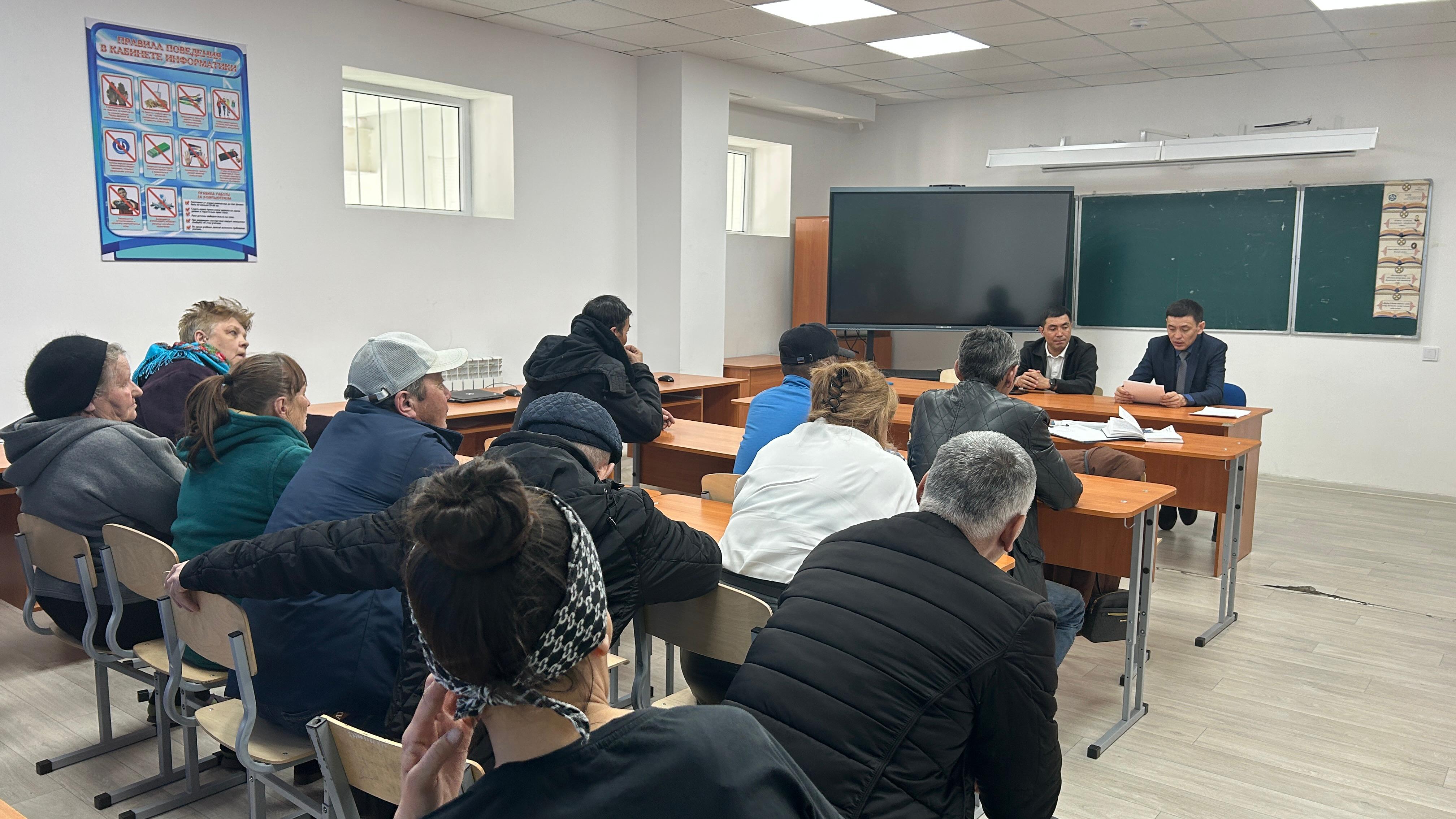 Раздольное ауылында Нұресіл ауылдық округінің әкімі С.Бегеновтің 2024–2025 жылдарға арналған жылдық есеп беру жиыны өтті